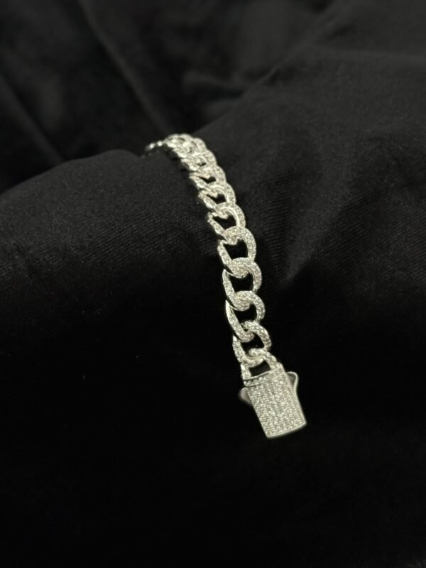 Pulsera cubana con zirconia